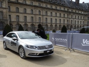 Valeo und Safran stellten in Paris die Ergebnisse ihrer Zusammenarbeit - hier: Automatisiertes Fahren - ausgewählten Fachjournalisten vor. Foto: Petra Grünendahl.