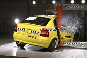 Sicherheit ist beim Autokauf nur zweitrangig. Foto: Dekra.