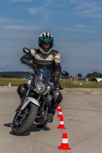 Sicher aufs Bike nach der Winterpause. Foto: ADAC.